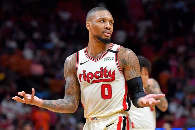 打破得分荒！李凯尔砍22分 仅靠他一人难赢球